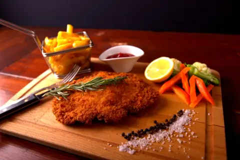 Hausgemachtes Cordon Bleu - La Pasteria Kriens Hausgemachtes Cordon Bleu