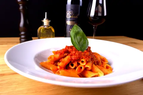 Penne Arrabbiata - La Pasteria Kriens Penne Arrabbiata